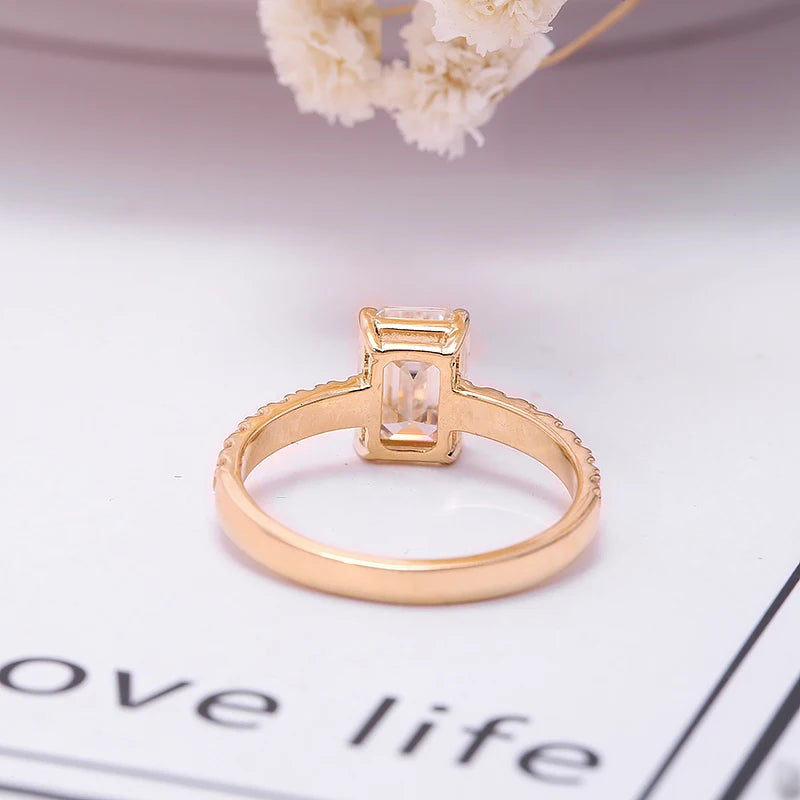 Émeraude Élégante™ Ring