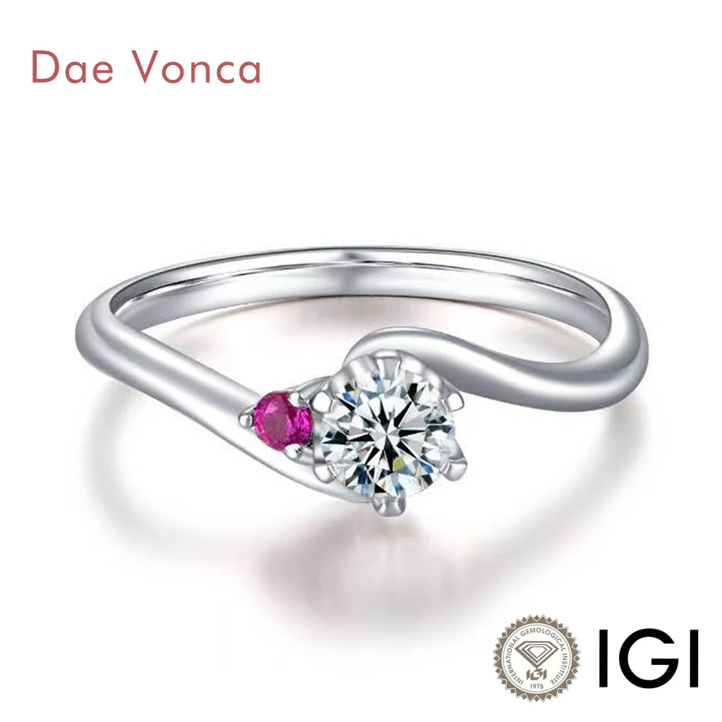 Étreinte Rubis™ Ring