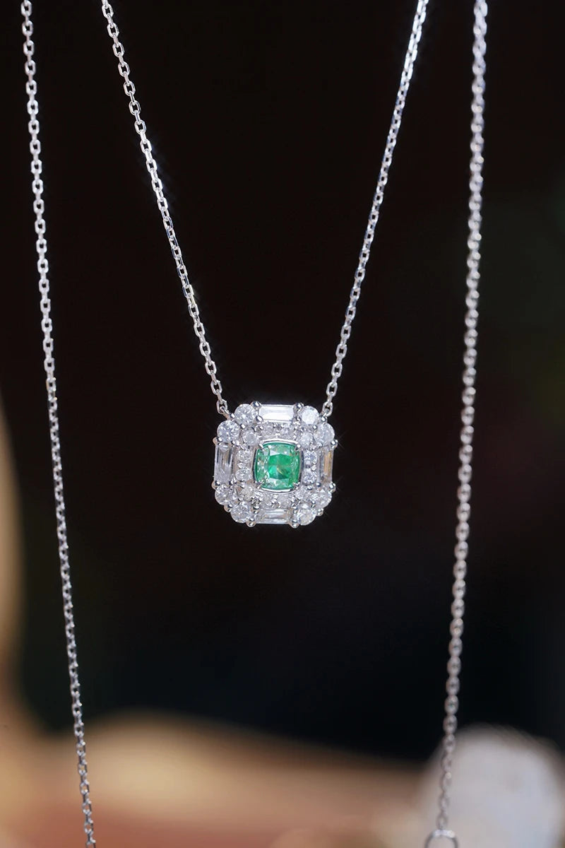 Étreinte des Deux Mondes™ Necklace