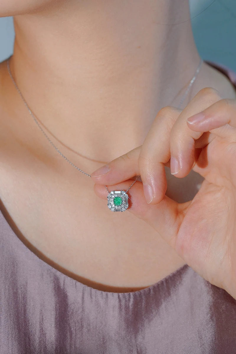 Étreinte des Deux Mondes™ Necklace